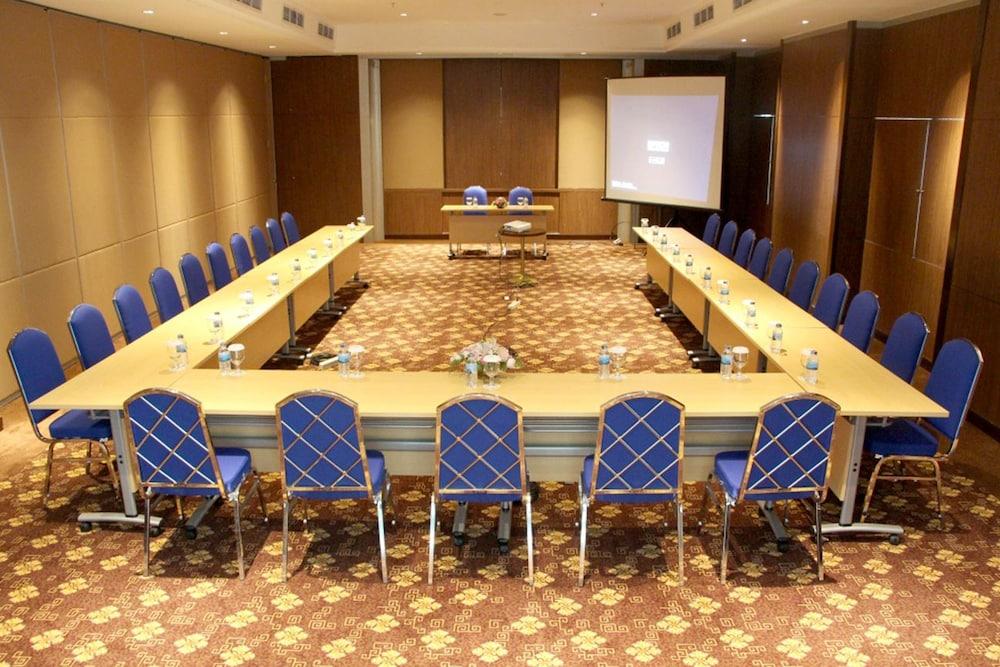 Swiss-Belhotel Bogor Zewnętrze zdjęcie