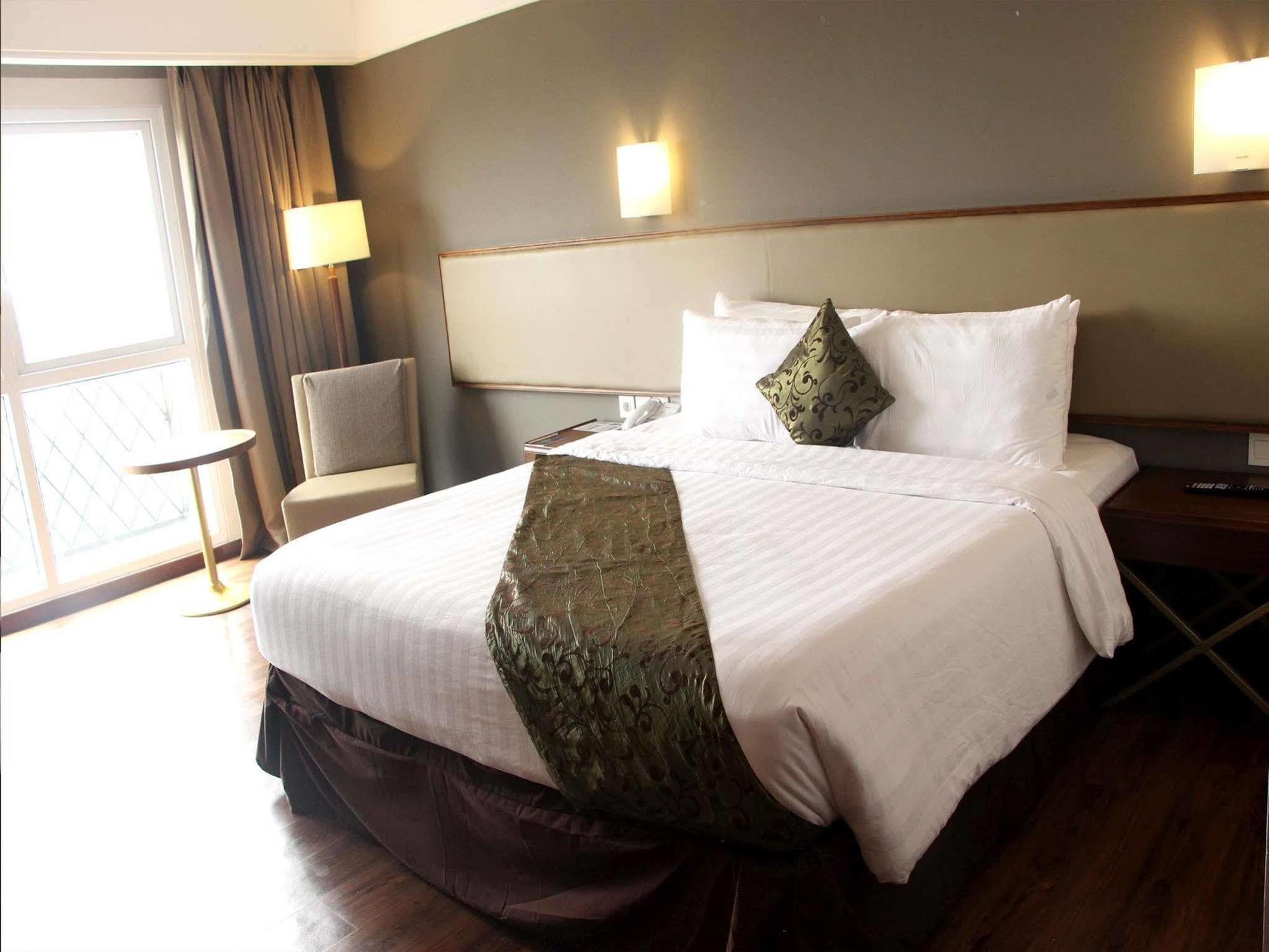 Swiss-Belhotel Bogor Zewnętrze zdjęcie